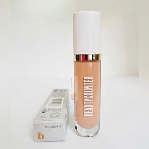 *Beautycounter* Creamy Concealer in "Medium 3 " - NEW! - FAST SHIP!